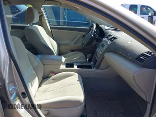2009 Toyota Camry with VIN 4T1BE46K09U854188, listed as a IAAI auction lot 41973199 with 210,924 mi miles. Bid and sale history available at carsss.com. Image 5.