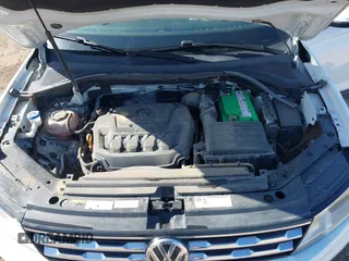 2018 Volkswagen Tiguan S with VIN 3VV0B7AX8JM076693, listed as a IAAI auction lot 42044886 with 109,660 mi miles and . Bid and sale history available at DreamBid. Image 10.