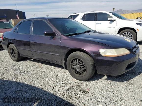 1998 Honda Accord EX z VIN 1HGCG1650WA014227, wystawiony jako Copart lot #45868775 z przebiegiem 348 362 mil mil oraz Szkoda całkowita • Salvage title. Historia ofert i sprzedaży dostępna na DreamBid. Obrazek 4.
