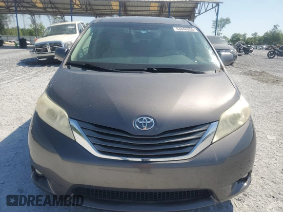 2011 Toyota Sienna XLE AAS с VIN 5TDYK3DC1BS170967, выставлен на аукционе Copart как лот 53848955 с пробегом 171 115 миль миль и Списание • Salvage title. История ставок и продаж доступна на DreamBid. Изображение 5.
