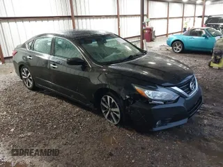 2017 Nissan Altima S z VIN 1N4AL3AP8HC117639, wystawiony jako IAAI lot #41065793 z przebiegiem 341 865 mil mil oraz . Historia ofert i sprzedaży dostępna na DreamBid. Obrazek 1.