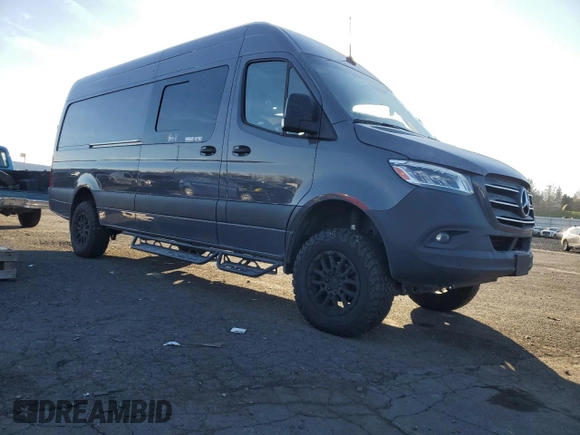 2023 Mercedes-Benz Sprinter with VIN W1W4NCVYXPT121618, listed as a Copart auction lot 82211324 with 12,656 mi miles and Salvage Title. Bid and sale history available at DreamBid. Image 4.
