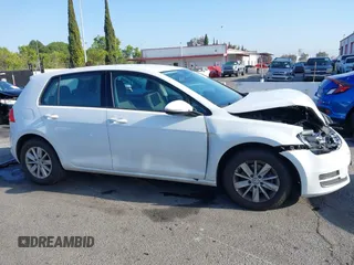2016 Volkswagen Golf TSI S z VIN 3VW217AU9GM038217, wystawiony jako IAAI lot #42293552 z przebiegiem 44 833 mil mil oraz . Historia ofert i sprzedaży dostępna na DreamBid. Obrazek 13.