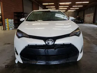 2019 Toyota Corolla L z VIN 5YFBURHEXKP940266, wystawiony jako Copart lot #47655575 z przebiegiem 119 022 mil mil oraz Szkoda całkowita • Salvage title. Historia ofert i sprzedaży dostępna na DreamBid. Obrazek 5.