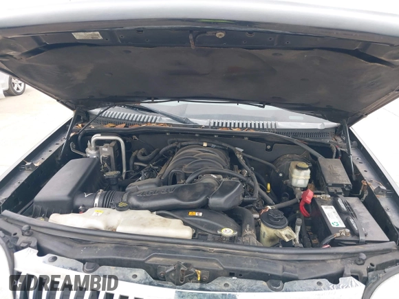 2008 Mercury Mountaineer Premier with VIN 4M2EU48828UJ13023, listed as a IAAI auction lot 41424553 with 228,264 mi miles. Bid and sale history available at carsss.com. Image 10.