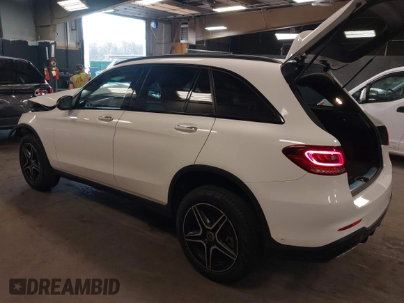2022 Mercedes-Benz GLC 300 z VIN W1N0G8EB2NV351757, wystawiony jako IAAI lot #42097931 z przebiegiem 42 930 mil mil oraz . Historia ofert i sprzedaży dostępna na DreamBid. Obrazek 3.