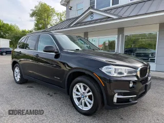 2015 BMW X5 xDrive35i z VIN 5UXKR0C56F0P07620, wystawiony jako Copart lot #59044735 z przebiegiem 224 351 mil mil oraz Tytuł czysty. Historia ofert i sprzedaży dostępna na DreamBid. Obrazek 1.
