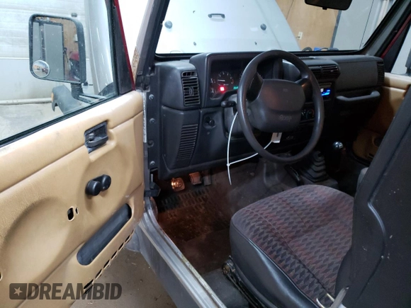 2000 Jeep Wrangler SE with VIN 1J4FA29PXYP714587, listed as a Copart auction lot 83755044 with 125,451 mi miles and Clean Title. Bid and sale history available at carsss.com. Image 8.