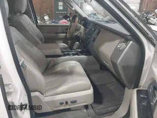 2011 Ford Expedition Limited z VIN 1FMJU2A54BEF43951, wystawiony jako IAAI lot #42557407 z przebiegiem 160 705 mil mil oraz . Historia ofert i sprzedaży dostępna na DreamBid. Obrazek 5.