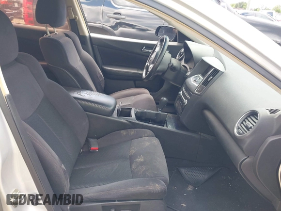 2014 Nissan Maxima SV z VIN 1N4AA5APXEC479159, wystawiony jako IAAI lot #42234950 z przebiegiem 187 187 mil mil oraz . Historia ofert i sprzedaży dostępna na DreamBid. Obrazek 5.