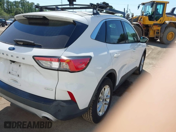 2020 Ford Escape SE с VIN 1FMCU0G64LUB74027, выставлен на аукционе IAAI как лот 42016483 с пробегом 131 672 миль миль и . История ставок и продаж доступна на DreamBid. Изображение 4.