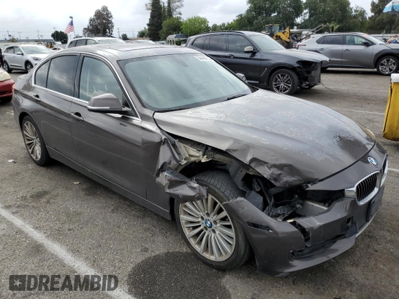 2013 BMW 3 Series 328i with VIN WBA3C1G54DNR46717, listed as a Copart auction lot 54440865 with 195,267 mi miles and Salvage Title. Bid and sale history available at carsss.com. Image 4.