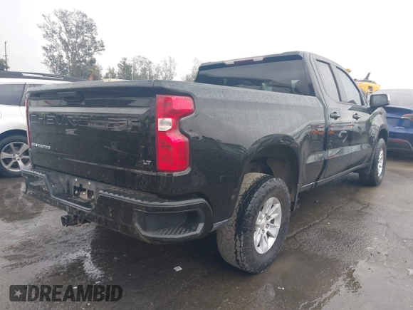 2020 Chevrolet Silverado 1500 LT with VIN 1GCRYDED0LZ218572, listed as a IAAI auction lot 41720498 with 82,386 mi miles. Bid and sale history available at carsss.com. Image 4.