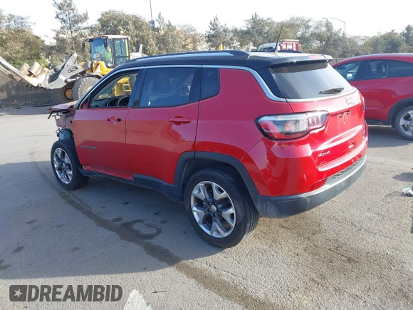 2018 Jeep Compass Limited with VIN 3C4NJDCB8JT264174, listed as a IAAI auction lot 41368415 with 67,594 mi miles. Bid and sale history available at carsss.com. Image 3.