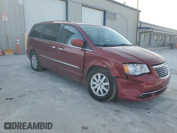 2015 Chrysler Town & Country Touring with VIN 2C4RC1BG2FR562625, listed as a Copart auction lot 49127615 with 100,997 mi miles and Salvage Title. Bid and sale history available at carsss.com. Image 4.