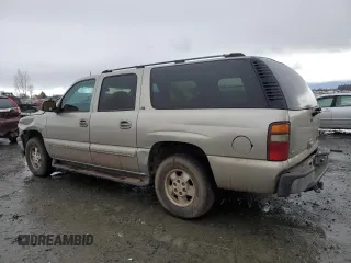 2003 Chevrolet Suburban LS with VIN 3GNEC16T93G145517, listed as a Copart auction lot 42450085 with 334,438 mi miles and Salvage Title. Bid and sale history available at carsss.com. Image 2.