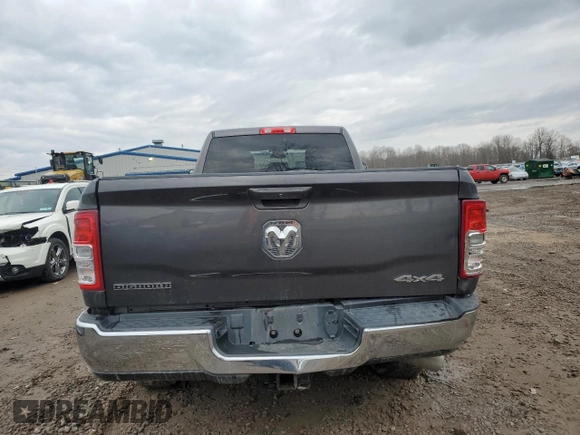 2022 Ram 2500 Big Horn z VIN 3C6UR5JL0NG239202, wystawiony jako Copart lot #53045565 z przebiegiem 64 839 mil mil oraz Szkoda całkowita • Salvage title. Historia ofert i sprzedaży dostępna na DreamBid. Obrazek 6.