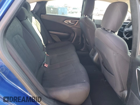 2015 Chrysler 200 Limited z VIN 1C3CCCAB6FN680234, wystawiony jako Copart lot #46228605 z przebiegiem 280 714 mil mil oraz Szkoda całkowita • Salvage title. Historia ofert i sprzedaży dostępna na DreamBid. Obrazek 11.