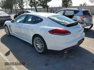 2014 Porsche Panamera z VIN WP0AA2A74EL014241, wystawiony jako Copart lot #46276785 z przebiegiem 56 438 mil mil oraz Szkoda całkowita • Salvage title. Historia ofert i sprzedaży dostępna na DreamBid. Obrazek 2.