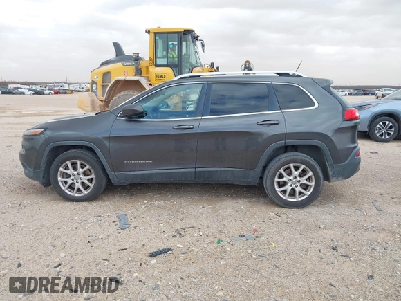 2014 Jeep Cherokee Latitude z VIN 1C4PJLCS1EW319194, wystawiony jako IAAI lot #41710491 z przebiegiem 108 136 mil mil oraz . Historia ofert i sprzedaży dostępna na DreamBid. Obrazek 14.