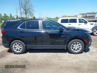 2022 Chevrolet Equinox LT z VIN 3GNAXKEV6NL110651, wystawiony jako IAAI lot #42228810 z przebiegiem 53 659 mil mil oraz . Historia ofert i sprzedaży dostępna na DreamBid. Obrazek 13.