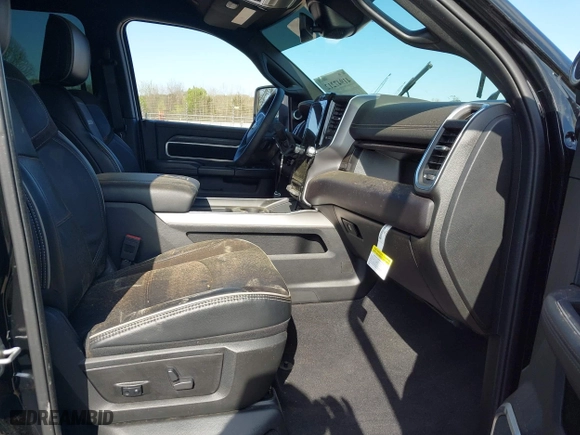 2024 Ram 2500 Laramie with VIN 3C6UR5FL4RG112791, listed as a IAAI auction lot 41947212 with 1 mi miles. Bid and sale history available at carsss.com. Image 5.
