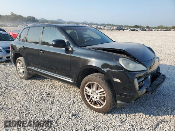 2010 Porsche Cayenne z VIN WP1AB2AP8ALA50293, wystawiony jako Copart lot #69591874 z przebiegiem 216 230 mil mil oraz Czysty tytuł • Clean title. Historia ofert i sprzedaży dostępna na DreamBid. Obrazek 4.
