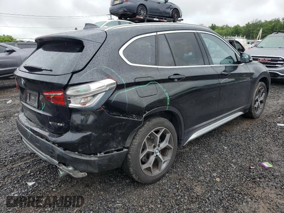 2018 BMW X1 xDrive28i z VIN WBXHT3C39J5L34133, wystawiony jako Copart lot #60195805 z przebiegiem 49 551 mil mil oraz Szkoda całkowita • Salvage title. Historia ofert i sprzedaży dostępna na DreamBid. Obrazek 3.