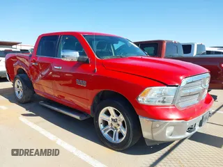 2017 Ram 1500 Big Horn z VIN 1C6RR6LG7HS775671, wystawiony jako IAAI lot #42454179 z przebiegiem 131 748 mil mil oraz . Historia ofert i sprzedaży dostępna na DreamBid. Obrazek 1.