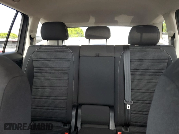 2022 Volkswagen Tiguan S with VIN 3VV1B7AX5NM138710, listed as a Copart auction lot 55900645 with 16,837 mi miles and Salvage title. Bid and sale history available at DreamBid. Image 10.