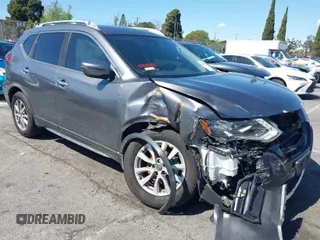 2020 Nissan Rogue SV with VIN JN8AT2MT9LW006753, listed as a IAAI auction lot 41750762 with 63,913 mi miles. Bid and sale history available at carsss.com. Image 1.