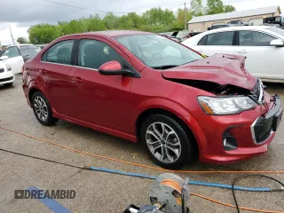 2018 Chevrolet Sonic LT z VIN 1G1JD5SH6J4104665, wystawiony jako Copart lot #55345805 z przebiegiem 45 607 mil mil oraz Szkoda całkowita • Salvage title. Historia ofert i sprzedaży dostępna na DreamBid. Obrazek 4.