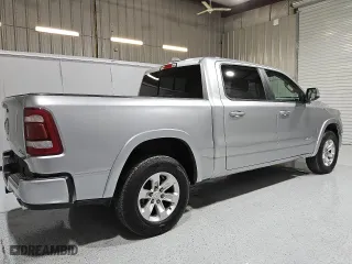 2021 Ram 1500 Laramie with VIN 1C6SRFJT4MN757168, listed as a Copart auction lot 52543185 with 47,031 mi miles and Clean Title. Bid and sale history available at carsss.com. Image 3.