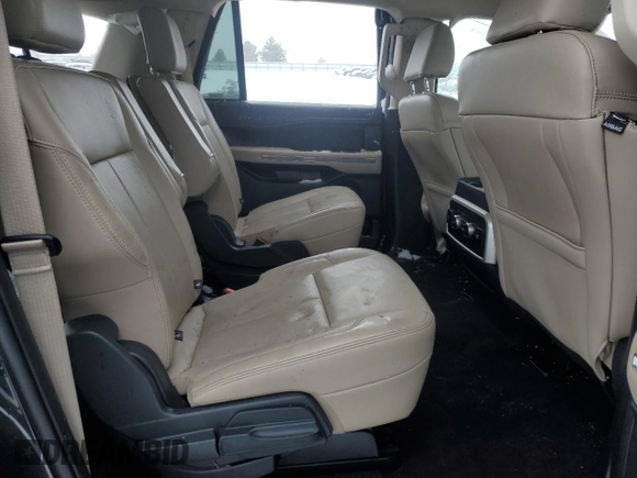 2024 Ford Expedition Max XLT z VIN 1FMJK1J86REA33833, wystawiony jako Copart lot #46241525 z przebiegiem 17 823 mil mil oraz Nie do naprawy • Non repairable. Historia ofert i sprzedaży dostępna na DreamBid. Obrazek 11.