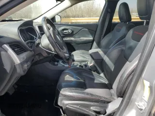 2015 Jeep Cherokee Trailhawk with VIN 1C4PJMBS3FW787033, listed as a Copart auction lot 49176735 with 83,013 mi miles and Salvage Title. Bid and sale history available at carsss.com. Image 7.