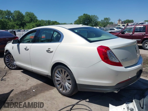 2013 Lincoln MKS z VIN 1LNHL9DK4DG611605, wystawiony jako IAAI lot #42271526 z przebiegiem 204 239 mil mil oraz . Historia ofert i sprzedaży dostępna na DreamBid. Obrazek 3.