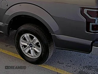 2019 Ford F-150 XL z VIN 1FTEW1CB4KFC20443, wystawiony jako IAAI lot #42806612 z przebiegiem 56 767 mil mil oraz . Historia ofert i sprzedaży dostępna na DreamBid. Obrazek 29.