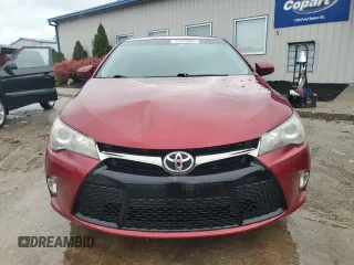 2017 Toyota Camry XLE z VIN 4T1BF1FK3HU759117, wystawiony jako Copart lot #55695805 z przebiegiem 43 144 mil mil oraz Szkoda całkowita • Salvage title. Historia ofert i sprzedaży dostępna na DreamBid. Obrazek 5.