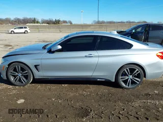 2015 BMW 4 Series 435i xDrive с VIN WBA3R5C58FK372428, выставлен на аукционе IAAI как лот 41460465 с пробегом 133 654 миль миль и . История ставок и продаж доступна на DreamBid. Изображение 14.