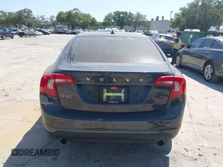 2012 Volvo S60 T5 с VIN YV1622FS7C2046680, выставлен на аукционе IAAI как лот 42170446 с пробегом 137 136 миль миль и . История ставок и продаж доступна на DreamBid. Изображение 16.