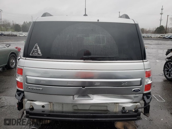 2015 Ford Flex Limited z VIN 2FMHK6D89FBA02963, wystawiony jako Copart lot #85285054 z przebiegiem 84 865 mil mil oraz Szkoda całkowita • Salvage title. Historia ofert i sprzedaży dostępna na DreamBid. Obrazek 6.