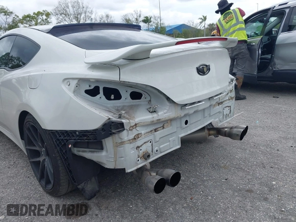 2013 Hyundai Genesis Coupe R-Spec with VIN KMHHU6KJ2DU108081, listed as a IAAI auction lot 41650433 with 80,964 mi miles and . Bid and sale history available at DreamBid. Image 6.