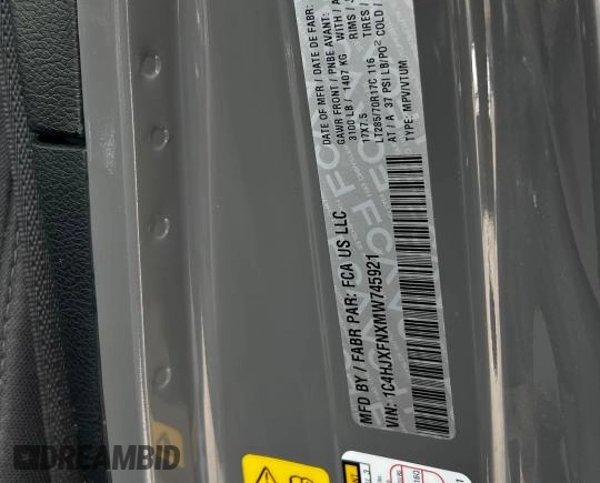 2022 Jeep Wrangler Unlimited Rubicon z VIN 1C4HJXFNXNW745921, wystawiony jako Copart lot #60096775 z przebiegiem 100 mil mil oraz Czysty tytuł • Clean title. Historia ofert i sprzedaży dostępna na DreamBid. Obrazek 10.