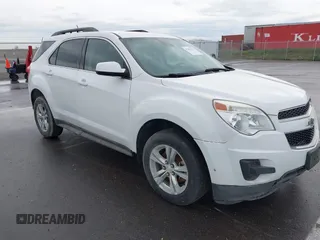 2014 Chevrolet Equinox LT z VIN 1GNALBEK2EZ138070, wystawiony jako IAAI lot #42091423 z przebiegiem 138 157 mil mil oraz . Historia ofert i sprzedaży dostępna na DreamBid. Obrazek 1.
