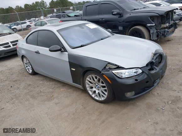 2009 BMW 3 Series 328i with VIN WBAWB33559P137305, listed as a IAAI auction lot 41571928 with 159,768 mi miles. Bid and sale history available at carsss.com. Image 1.