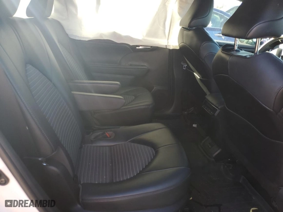 2022 Toyota Highlander XSE with VIN 5TDLZRAHXNS092248, listed as a Copart auction lot 87091784 with 58,124 mi miles and Salvage Title. Bid and sale history available at carsss.com. Image 12.