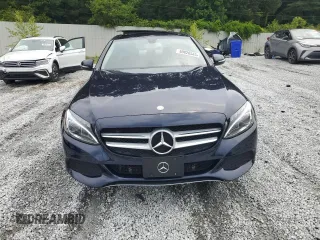 2015 Mercedes-Benz C 300 Luxury z VIN 55SWF4KB1FU001066, wystawiony jako Copart lot #60820545 z przebiegiem 71 713 mil mil oraz Czysty tytuł • Clean title. Historia ofert i sprzedaży dostępna na DreamBid. Obrazek 5.