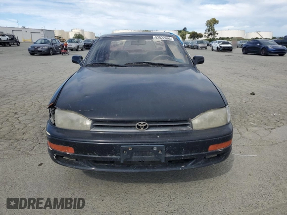 1993 Toyota Camry LE with VIN JT2SK12E4P0112014, listed as a Copart auction lot 52822095 with 249,458 mi miles and Salvage Title. Bid and sale history available at carsss.com. Image 5.