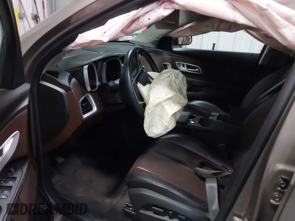 2012 Chevrolet Equinox LT w/2LT with VIN 2GNFLNE58C6158317, listed as a IAAI auction lot 41727703 with 112,364 mi miles. Bid and sale history available at carsss.com. Image 5.