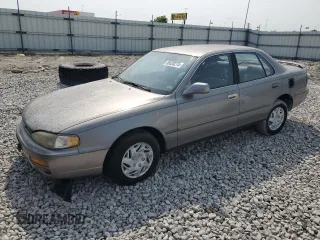 1995 Toyota Camry LE z VIN 4T1SK12E6SU523435, wystawiony jako Copart lot #59320275 z przebiegiem 162 360 mil mil oraz Czysty tytuł • Clean title. Historia ofert i sprzedaży dostępna na DreamBid. Obrazek 1.